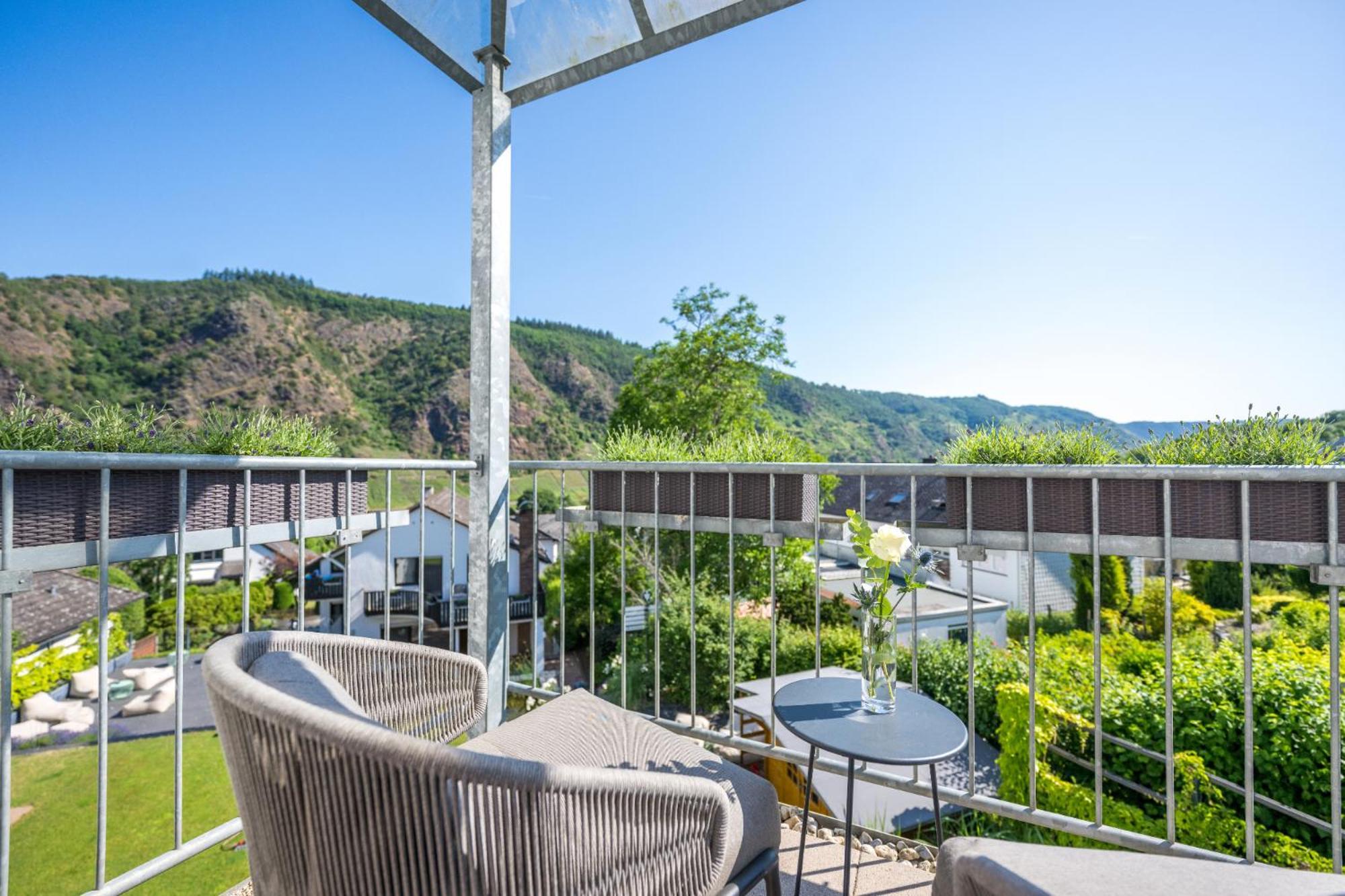 Moselromantik Hotel Kessler Meyer Cochem Exterior photo